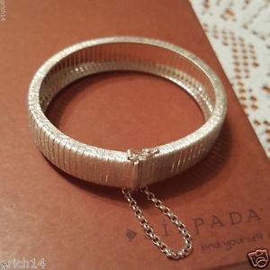 【送料無料】ブレスレット アクセサリ― コロッセオスターリングシルバーブレスレットボックスクラスプsilpada colosseum sterling silver bracelet box clasp b3011 italianmade
