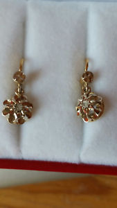 【送料無料】ブレスレット　アクセサリ―　イアリング218 k7501000earrings studs gold 2 tones 18 k7501000