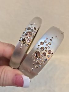 【貨物輸送無料】腕輪 付属物― alexis bittar set of 2whiteカフスブレスレッツpinkalexis bittar set of 2  white silver crystal cuff bracelets  pink stones