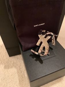 【貨物輸送無料】腕輪 添え物― レディースモノグラムブレスレットシルバー￥ladies ysl monogram bracelet silver rrp 425
