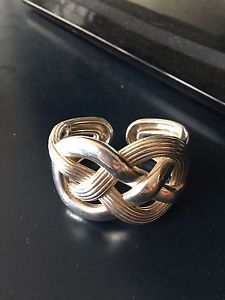 【貨物輸送無料】腕輪 佩び物― スターリングシルバートレリスカフブレスレットslane amp; slane sterling silver trellis cuff bracelet