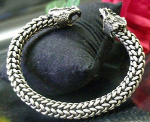 【送料無料】ブレスレット　アクセサリ―　チベットシルバーマンドラゴンブレスレットrare tibet miao silver mans dragon bracelet adjustable