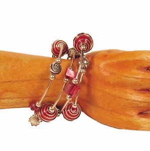 【送料無料】ブレスレット　アクセサリ―　グラスチップラップコイルcherry red glass pearl shell chip silver tone charm handmade wrap coil bracelet