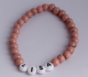 【送料無料】ブレスレット　アクセサリ―　ブレスレットビーズブレスレットリクエストピンクハンドメイドbracelet beaded bracelet with request name personalised * pink * handmade