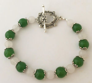【送料無料】ブレスレット　アクセサリ―　エメラルドビーズブレスレットhandmade silver plated natural emerald amp; white jade gemstone beaded bracelet