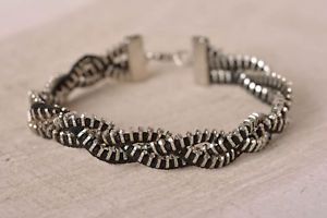【送料無料】ブレスレット　アクセサリ―　ジッパーmetal strap design handmade jewel accessory woman zipper nice