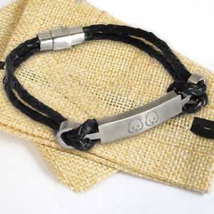 【送料無料】ブレスレット　アクセサリ―　ブレスレットパーソナライズスチールバーバッグleather id identity bracelet personalised engraved steel bar charm amp; gift bag