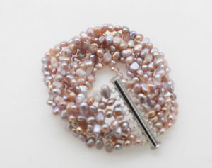 【送料無料】ブレスレット　アクセサリ―　バロックブレスレットビード8rows 75 purple baroque freshwater pearl bracelet whole nature bead 56mm