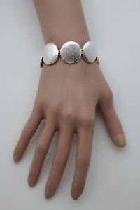【送料無料】ブレスレット　アクセサリ―　ブレスレットファッションジュエリーラウンドwomen silver metal wrist bracelet fashion jewelry round circles brushed charms