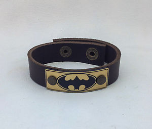 【送料無料】ブレスレット　アクセサリ―　ニューバットマンジュエリーラップ batman leather bracelet jewelry, wrist wrap, genuine leather