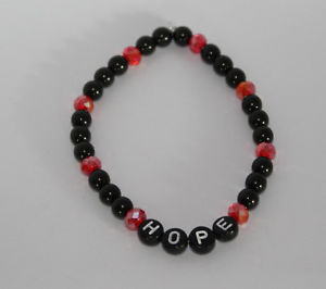 【送料無料】ブレスレット　アクセサリ―　ブレスレットリクエストブレスレット**bracelet beaded bracelet with request name personalised * red * handmade