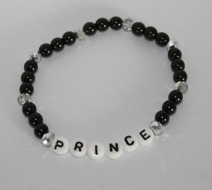 【送料無料】ブレスレット　アクセサリ―　ブレスレットリクエスト*シルバー* handmade ブレスレットbracelet beaded bracelet with request name personalised * silver * handmade