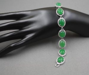【送料無料】ブレスレット　アクセサリ―　ブレスレットリンクヒーターアカウントcharm 13mm jade green heating oval accounts with aolly bracelet links