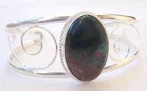【送料無料】ブレスレット　アクセサリ―　ハンドメイドスターリングシルバーカフブレスレットhandmade 925 sterling silver gemstone cuff bracelet in bloodstoneheliotrop 19