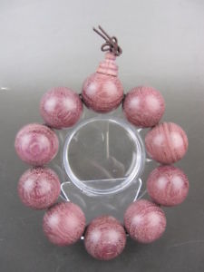 【送料無料】ブレスレット　アクセサリ―　ローズレッドハンドチェーンブレスレットwood gold silk nanmu rose red hand chain bracelet25mm