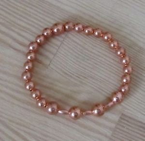 【送料無料】ブレスレット　アクセサリ―　ビーズブレスレットボックスcopper beaded elasticated bracelet free gift box