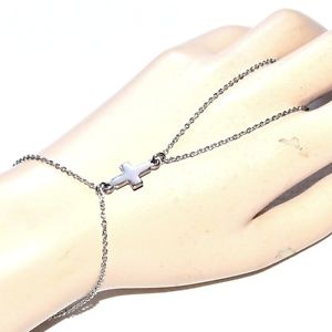 【送料無料】ブレスレット　アクセサリ―　チェーンステンレスクロスモチーフhand chain bracelet stainless steel ring cross motif jewel