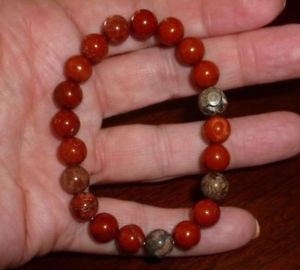 【送料無料】ブレスレット　アクセサリ―　ジャスパーブレスレットｍｍビーズアメリカjasper bracelet 8mm beaded natural stones red and leopard print usa made