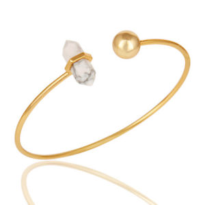 【送料無料】ブレスレット　アクセサリ―　イエローゴールドメッキオープンカフブレスレット14k yellow gold plated white howlite openable brass cuff bracelet unique jewelry