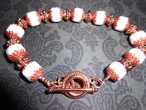 【送料無料】ブレスレット　アクセサリ―　ブレスレットホワイトガラストグルクラスプハンドメイドアメリカbracelet, white glasscopper ended rondelles, toggle clasp, 8 in, handmade usa