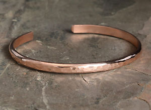 【送料無料】ブレスレット　アクセサリ―　カフブレスレットhammered copper cuff bracelet
