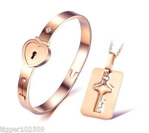 【送料無料】ブレスレット　アクセサリ―　ステンレススチールキーペンダントネックレスカップルセットロックブレスレット