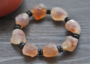 【送料無料】ブレスレット　アクセサリ―　ストレッチオリジナルバロックメノウブレスレットs2433 stretch 8 20mm natural original baroque sweet agate bracelet