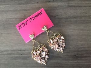 【送料無料】ブレスレット　アクセサリ―　ジョンソンピンクハートイヤリングbetsey johnson pink heart dangle earrings