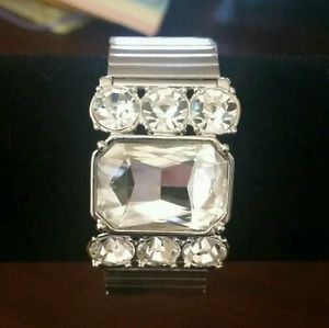 【送料無料】ブレスレット　アクセサリ―　ソフィアフロントローブレスレットlia sophia front row bracelet