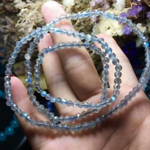 【送料無料】ブレスレット　アクセサリ―　ムーンライトストーンビーズブレスレットnatural blue light labradorite moonlight stone beads bracelet 4mm aaa 3rows