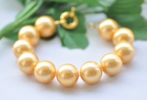 【送料無料】ブレスレット　アクセサリ―　ビッグサウスシーシェルパールブレスレットp7192 8 big 18mm round golden south sea shell pearl bracelet