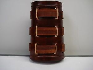 【貨物輸送無料】腕輪 佩び物― バイキングスラッシュメタルleather viking bracelete thrash metalmdlg0333 coven