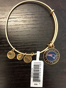 【貨物輸送無料】腕輪 佩び物― ブランドタグアレックスニューイングランドペイトリオッツbrand  wtags authentic alex and ani nfl  england patriots 50 as15nfl03rg