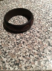 【送料無料】ブレスレット　アクセサリ―　ブレスレットwood bracelet with heart carving