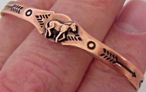 【送料無料】ブレスレット　アクセサリ―　カフブレスレットウィーラーcopper cuff bracelet wheeler arthritic healing power small horse folklore cb 025