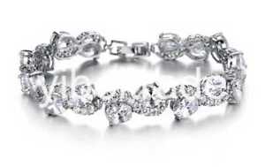 【送料無料】ブレスレット　アクセサリ―　ブレスレットクリスタルwomen trendy white color bracelets luxury crystal wedding jewelry
