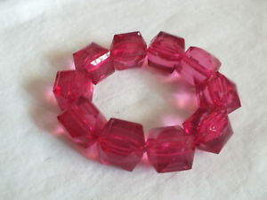 【送料無料】ブレスレット　アクセサリ―　ストレッチブレスレットピンクプラスチックビーズワイドbeautiful stretch bracelet chunky pink plastic beads 58 wide cute