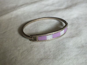 【送料無料】ブレスレット　アクセサリ―　ピンク2 14 x 38ブレスレットシルバーnicbeautiful clasp bracelet silver tone pink white insets 2 14 x 38 inch wide nic