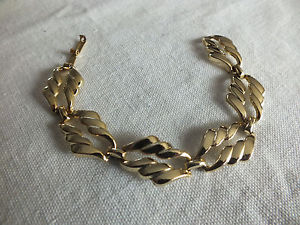 【送料無料】ブレスレット　アクセサリ―　58x 7 14 lg nicebeautiful clasp bracelet shiny gold tone 58 wide x 7 14 lg nice
