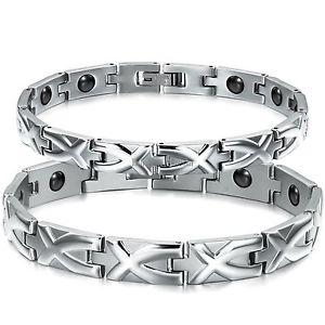 【送料無料】ブレスレット　アクセサリ―　ステンレスxリンクチェーンブレスレットカップルsilver stainless steel x link chain magnetic bracelet mens womens couples