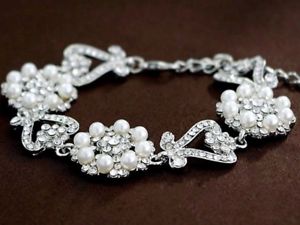 【送料無料】ブレスレット　アクセサリ―　ビクトリアスワロフスキークリスタルパールブレスレットシルバーvictorian swarovski crystal pearl floral bridal,wedding prom bracelet,sliver