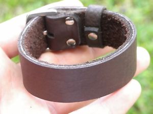 【送料無料】イタリアン　ブレスレット　カフバックルカバーバイソンバッファローレザーbracciale a polsino originale bufalo bisonte in pelle con fibbia chiusura