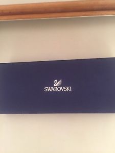 【貨物輸送無料】イタリアン 腕輪 スワロフスキースターダストカフヘムジェットswarovski stardust knot bracciale 5110649 jet orlopds nero 20糎 m  brand