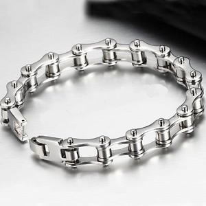 【送料無料】メンズブレスレット　ステンレスバイクチェーンシルバーブレスレット8522cmmens stainless steel bicycle bike chain silver bracelet 85inch 22cm