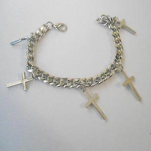 【送料無料】メンズブレスレット　mens braceletチェーンクロスペンダント21cm 3mmens bracelet chain color steel crosses pendants 21 cm 3 m
