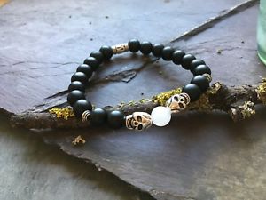 【送料無料】メンズブレスレット スカルブレスレットオニキスビーズブレスレットストレッチチャクラゴシックskull bracelet onyx bead bracelet luxury made in uk stretch chakra gothic|hokushin