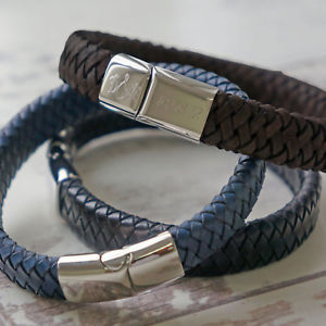 【送料無料】メンズブレスレット メンズベニスハーフラウンドレザーモノグラムパーソナライズブレスレットmens venice half round leather monogram initial personalised engraved bracelet
