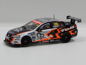 【送料無料】模型車　スポーツカー　ホールデンコモドールディーラーチームケリー＃143 holden ve commodore hsv dealer team rkelly 2008 15 carlectables 1015