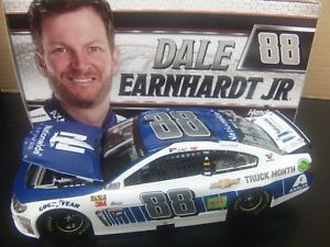 【送料無料】模型車　スポーツカー　listingdale earnhardt jr2017トラック124 nascarエネルギー