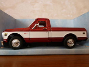 SunStarサンスター/'65 Chevyシボレー C-20 消防車 1/18 Sun Star 1965 Chevrolet C20 Step Side Pickup Firetruck 1:18